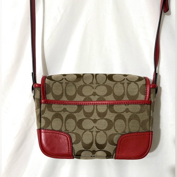 Authentic 2014 Coach Hadley Signature Field Crossbody Bag With Red Leather Trim - Picture 8 of 15